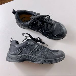 Keen utility Durham low top ASTM F Men’s lace-up sneakers regular toe Sz 10.5